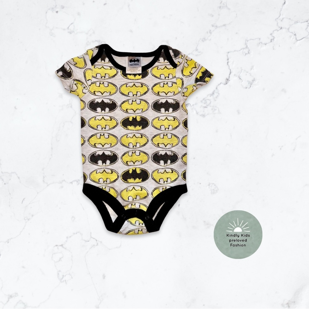 ⭐️3/$10 DC comics | size 3-6m super soft Batman diaper shirt onesie.